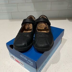 Stride Rite size 1 children’s Mary Jane